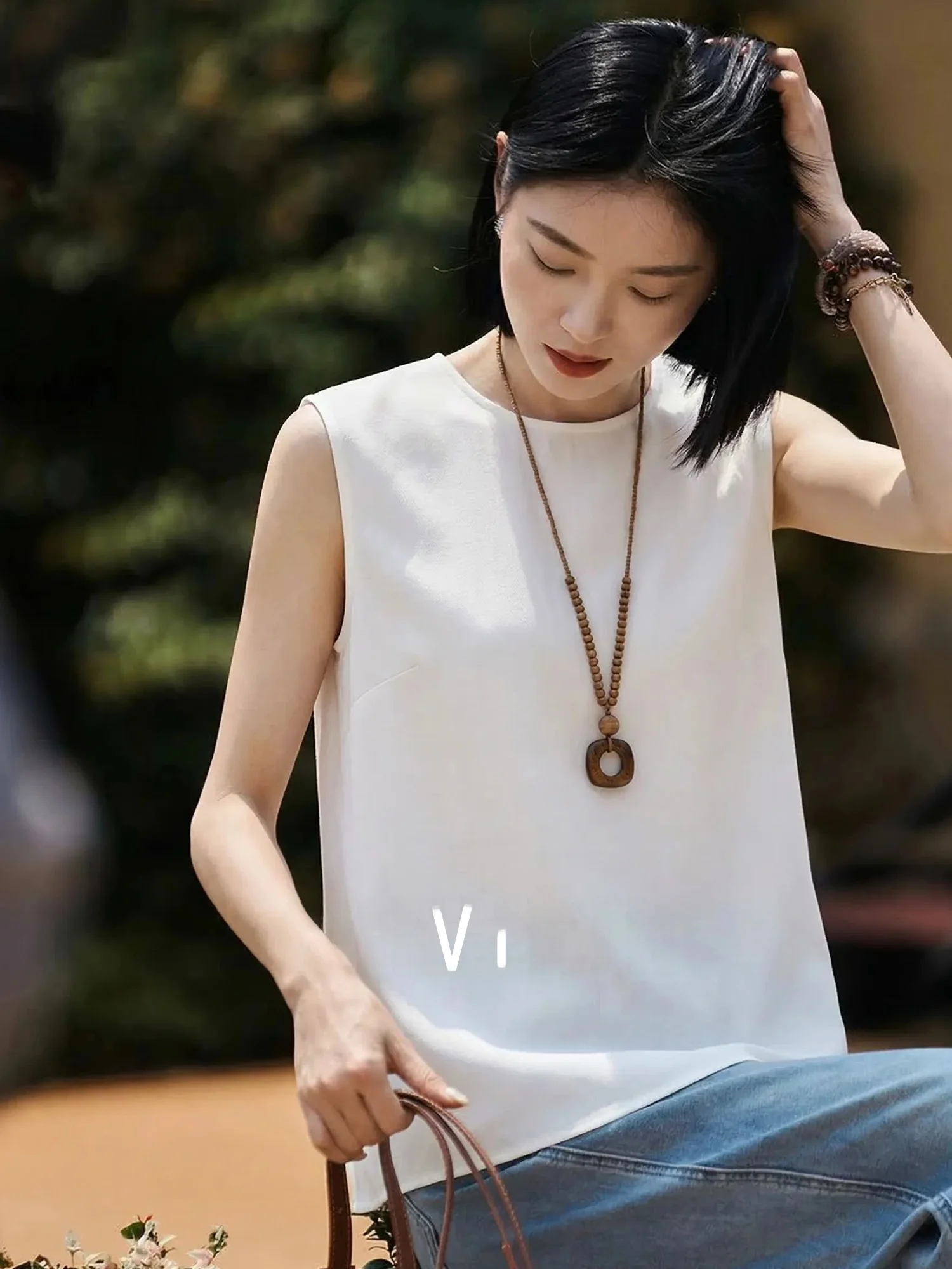 

Женская белая футболка-жилетка Chivirin без рукавов, летняя, приталенная, свободного кроя, модная, простая, с круглым вырезом, однотонная