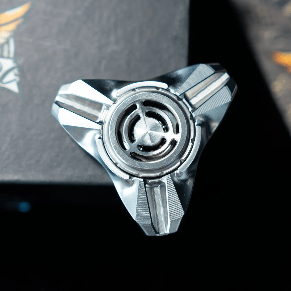 CaiNiao EDC Fidget Spinner Three Leaf Spinner Fidget Toys For Adults Portable Office Desk Anxiety Relief Gadgets Accessories