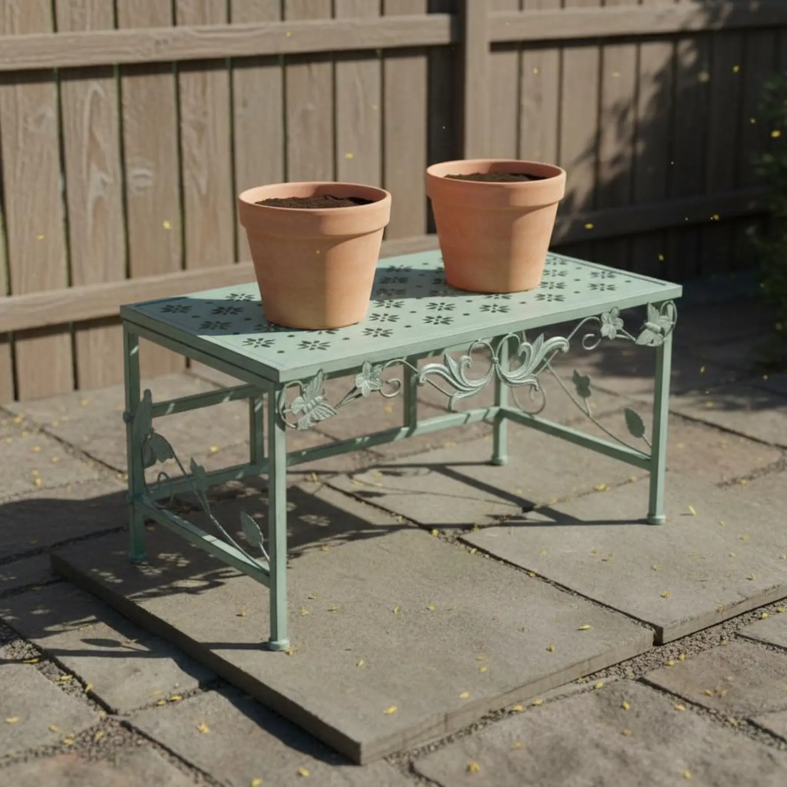 Soporte de exhibición de flores de 3 niveles, diseño multinivel, estante de metal de 3 niveles para plantas, soporte escalonado para macetas, estilo vintage y de diseño.