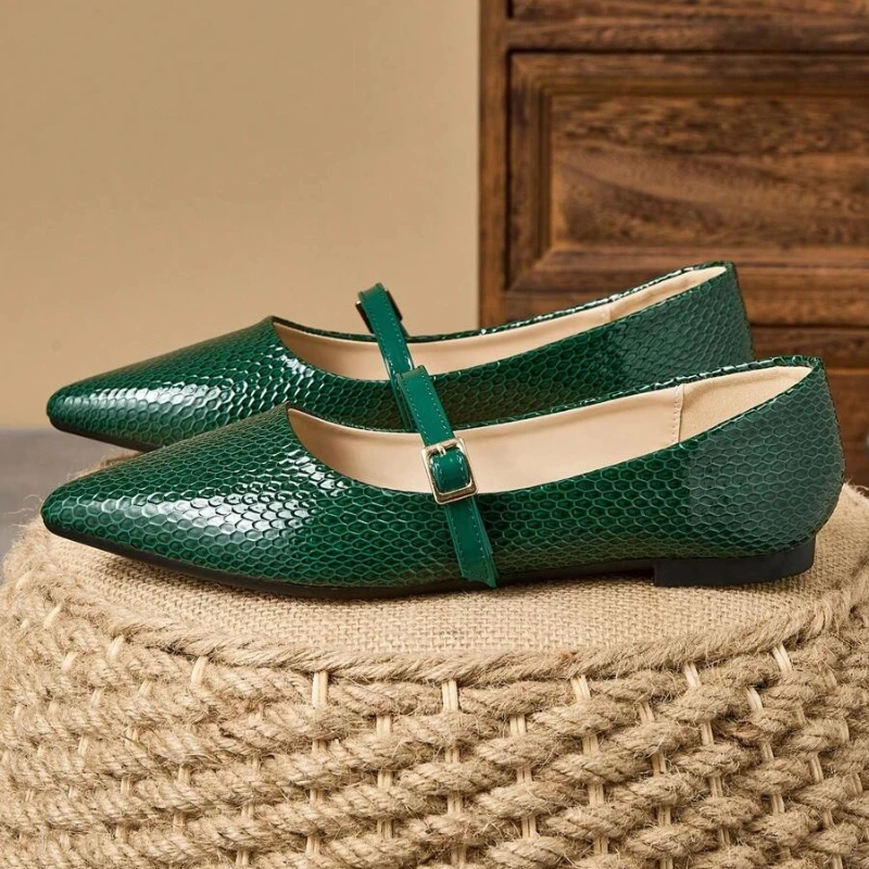 

Women's Flats Pointy Toe Soft Leather Nice Quality Versatile Slip-On Loafers Casual Ballerina Shoes With Low Heels 45 46 47 48