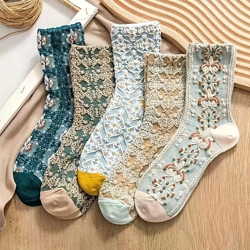 5 Pairs Retro Three-dimensional Relief Socks, WOMEN'S Medium Length Socks, Slim and Cute in Summer, Forest Style and Artistic