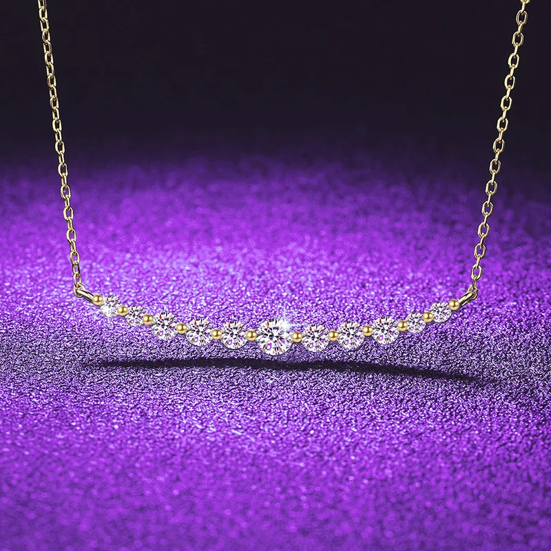 

S925 Silver White Gold Plated 1.1CT D Color Moissanite Smiley Face Pendant Necklace for Women, Exquisite Jewelry.