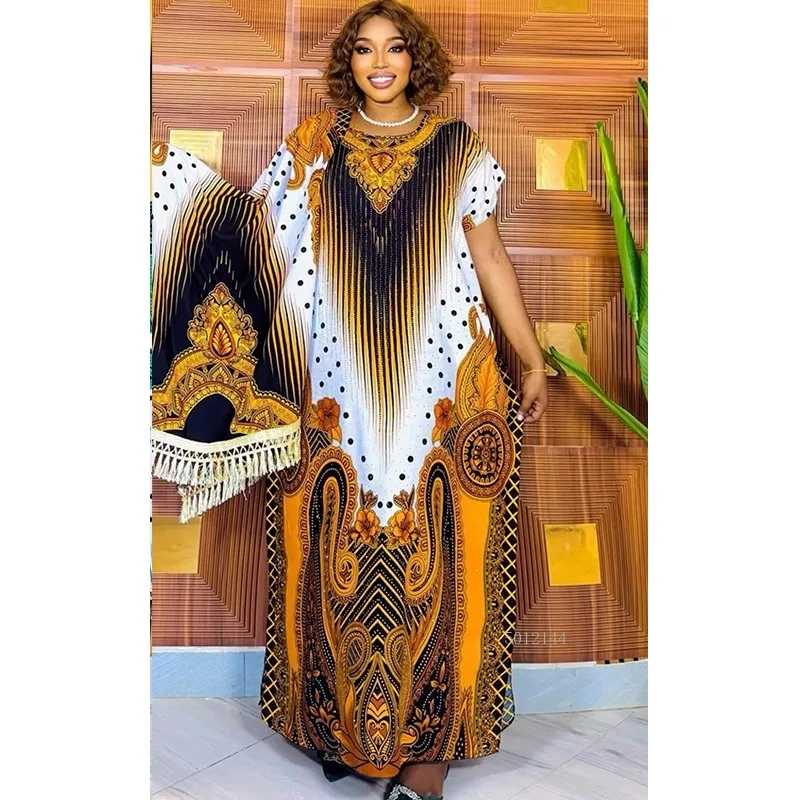 2026New الملابس النسائية الأفريقية رداء كبير فستان مسلم طويل تقديم الطباعة الحفر الساخن الحرفية فستان كبير الحجم + الحجاب