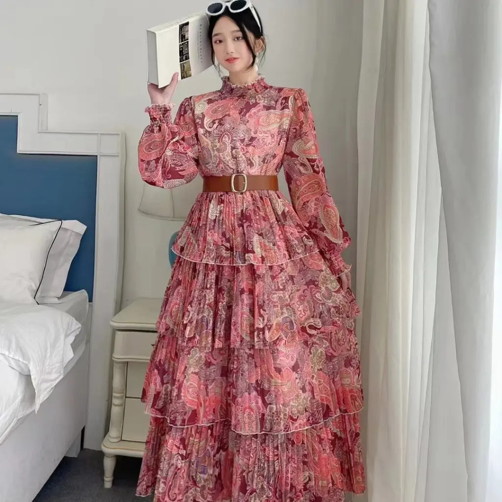 

Women's Lantern Sleeve Cake Long Dress for Spring And Autumn Fashionable Casual Style T-shirt Category