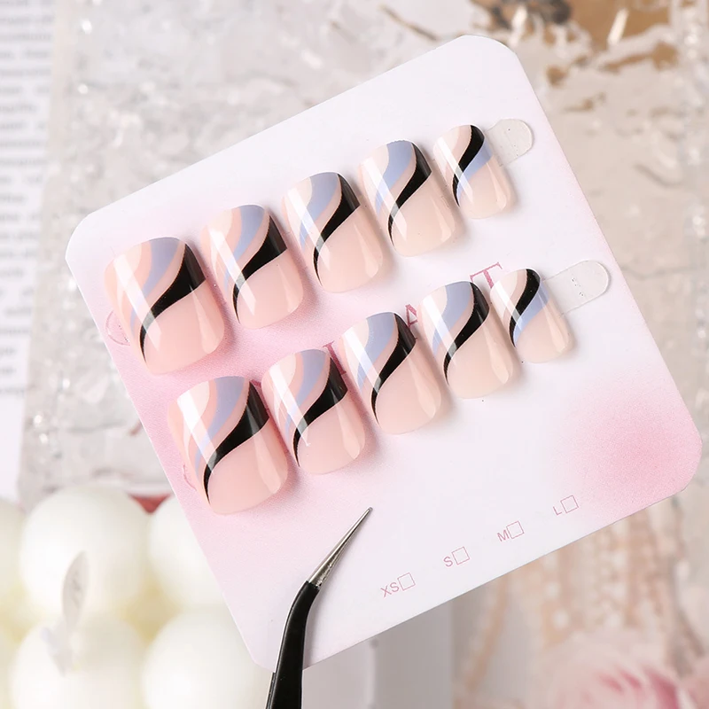 24 ชิ้น/กล่องภาษาฝรั่งเศสคําลายเล็บ Jelly กาวสไตล์ Reusable บุคลิกภาพเล็บ Fast Wearable เล็บปลอม