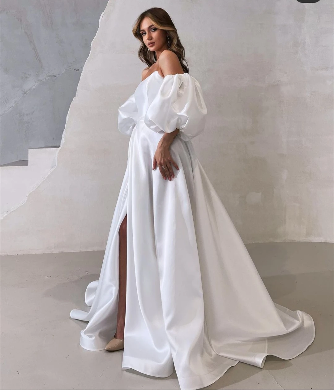 Vestido De novia elegante blanco con cremallera y manga abombada, A y abertura lateral con corte en traje De novia, vestido De novia De Mariee hecho a medida