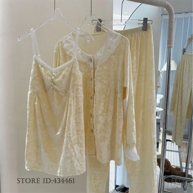 

Теплый велюровый пижамный комплект из 3 предметов, сексуальное платье на бретельках с кружевной отделкой, топ, брюки, женские осенне-зимние теплые бархатные пижамы, одежда для сна, домашняя одежда, ночное белье