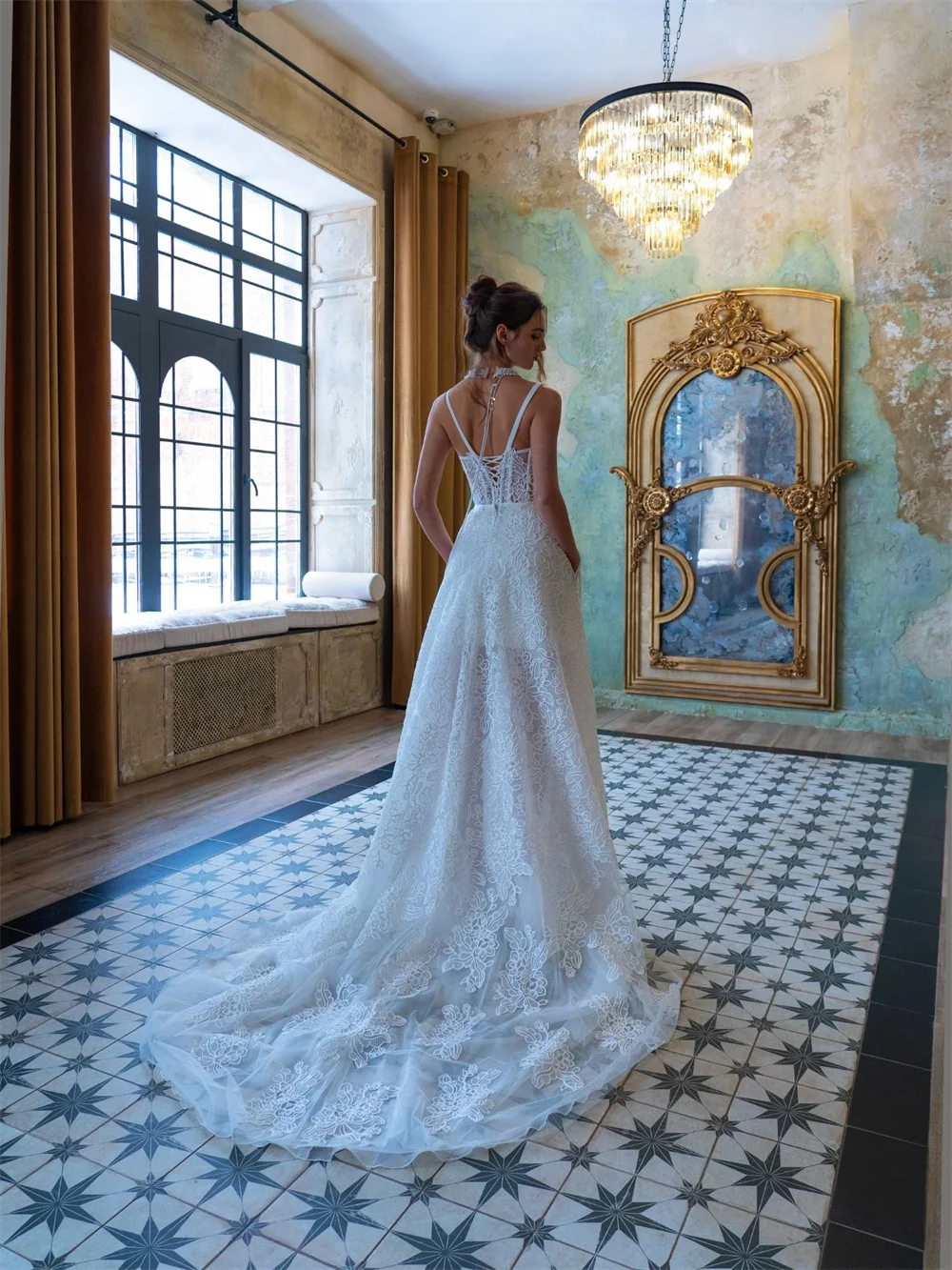 ชุดแต่งงานทรงเอไลน์สไตล์วินเทจลายลูกไม้แบบกำหนดเองจากกิวโต สายเดี่ยวแบบสปาเก็ตตี้ คอร์เซ็ท พร้อมกระโปรงแบบถอดได้ ชุดราตรีสำหรับงานพิธีการ