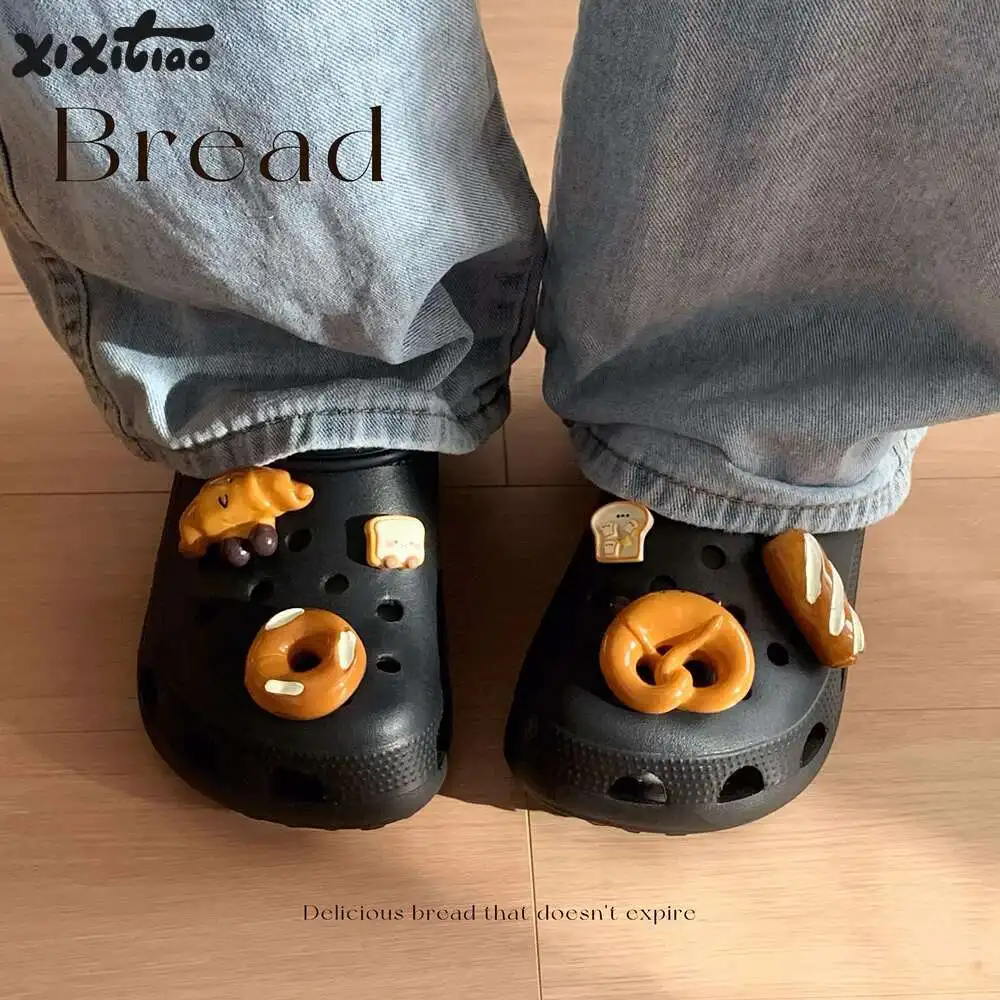 

Garden Shoes Man Women Clogs Cartoon Hollow Out DIY Shoe Accessory Garden Clog Slipper DIY Decoration Birthday Party Sandals