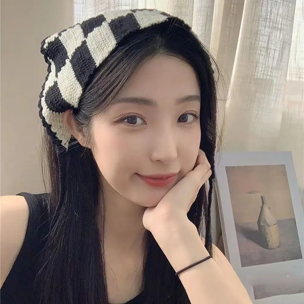 

Sweet French Pastoral Style Triangle Headband Knitted Handmade Crochet Headscarf Hat Little Flower Headband Towel Spring Summer