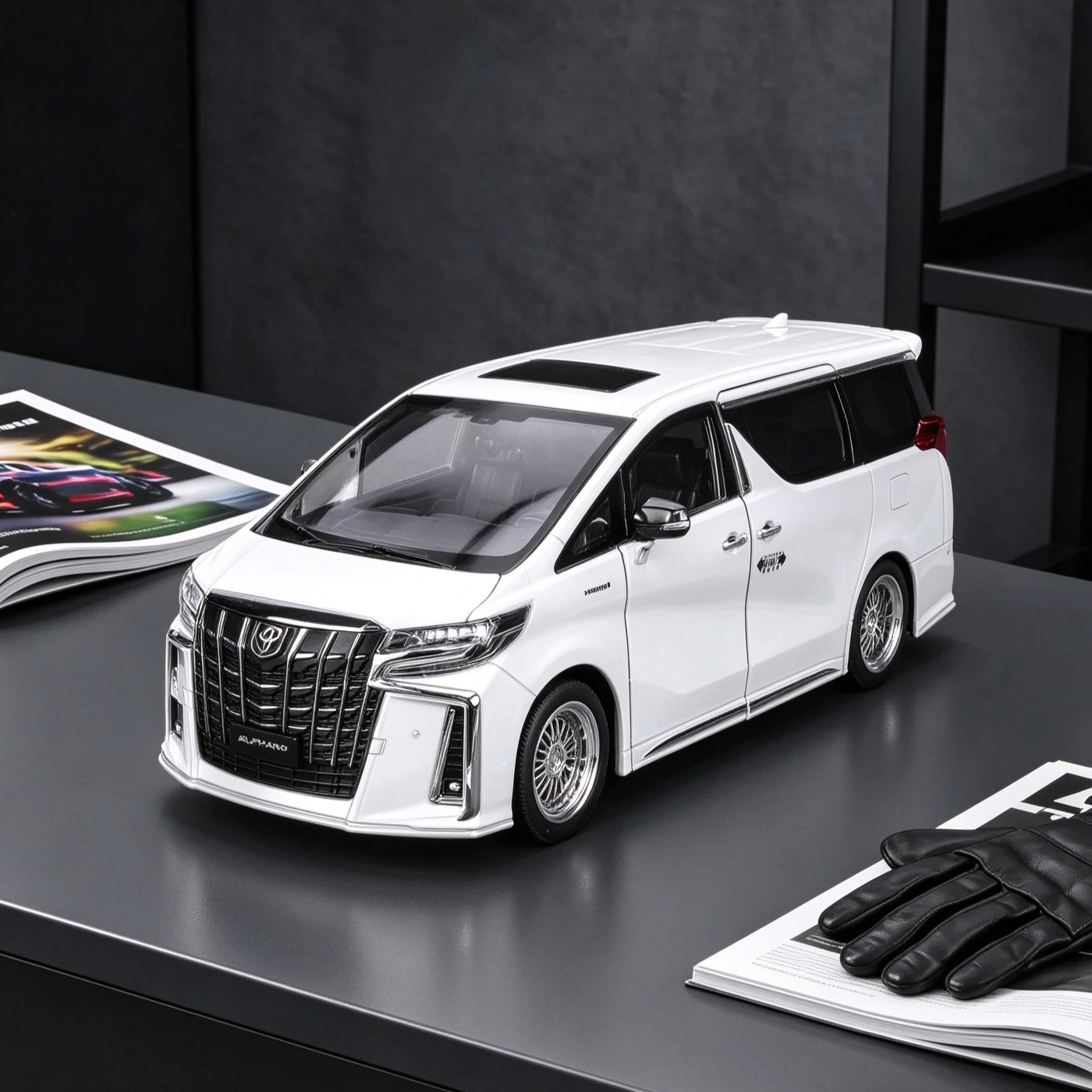 1:18 2023 Alphard MPV Alloy Luxy Car Model Diecasts Metal Vehicles Car Model Sound Light Simulation Gift