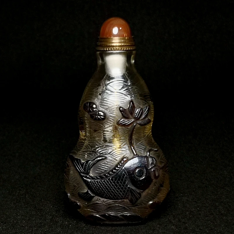 YIZHU CULTUER ART Size 7.7 x 4 cm Chinese Old Beijing Glaze Carving Lotus leaf Fish Statue Snuff Bottle Collection