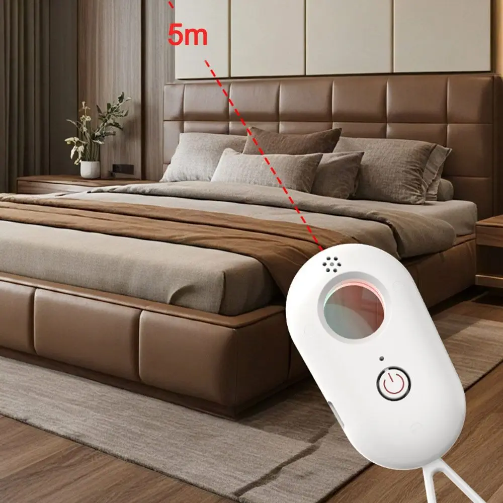 

Portable Infrared Camera Detector Security Alarm LED Light Anti-Peeping Camera Detector Hanging Lens Detect Gadget