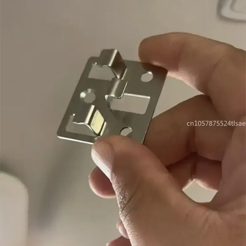 100Pcs 201 Stainless Steel Buckle, Outdoor Bamboo and Wood Floor Buckle Fastener, Floor Connection Fixture