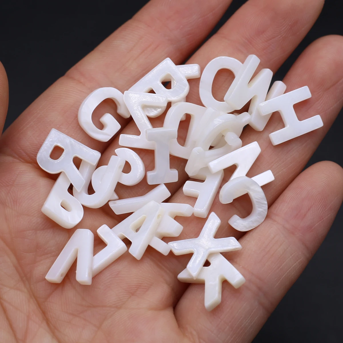 Natural Mother of Pearl Shell Alphabet Beads Letter Shells Loose Spacer Beads for Jewelry Making DIY Accessories Wholesale Lot