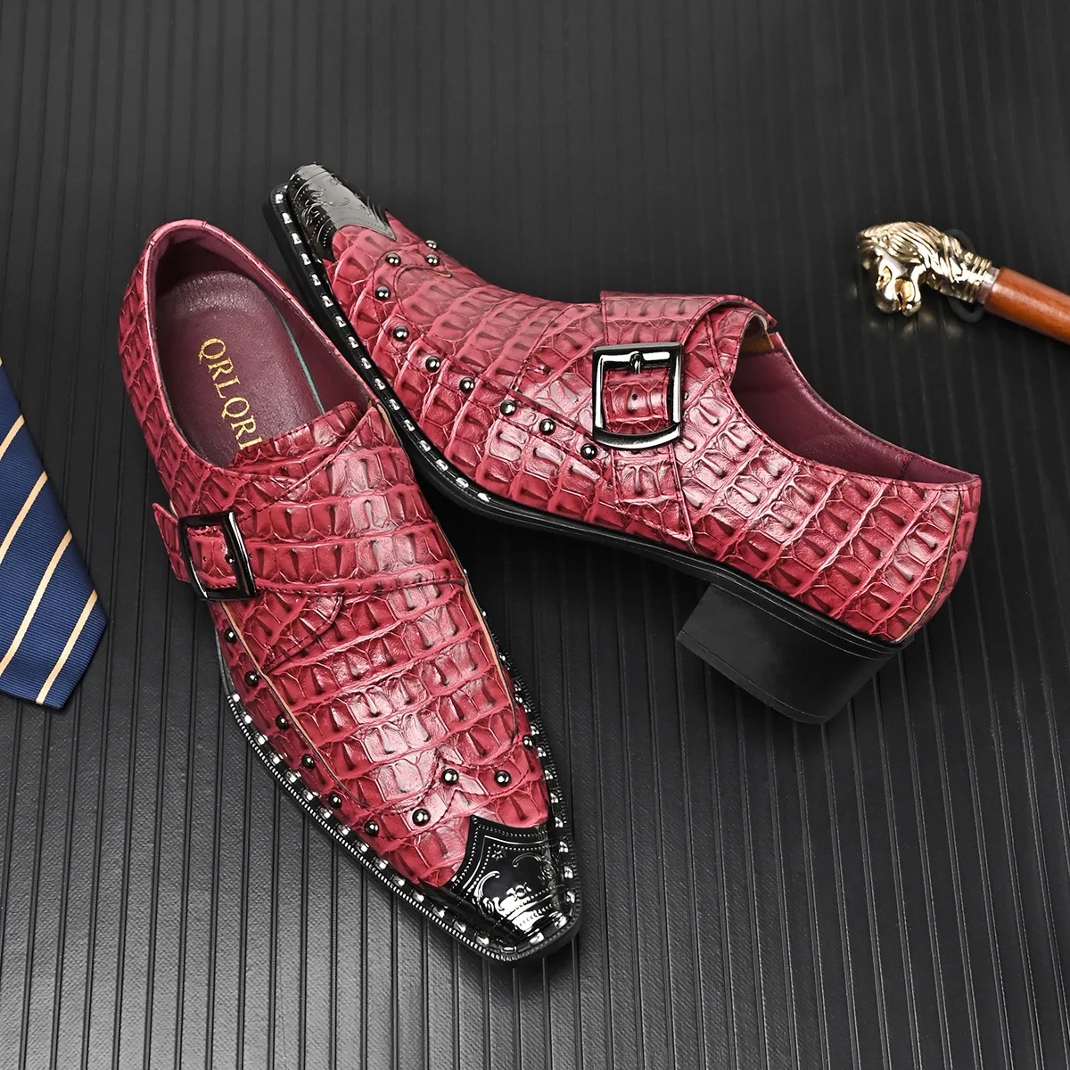 Men's Big Size 47 48 Punk Studded Oxfords British Style Pointed Lace-Up Breathable Comfort Wedding Formal Business Luxury Shoes