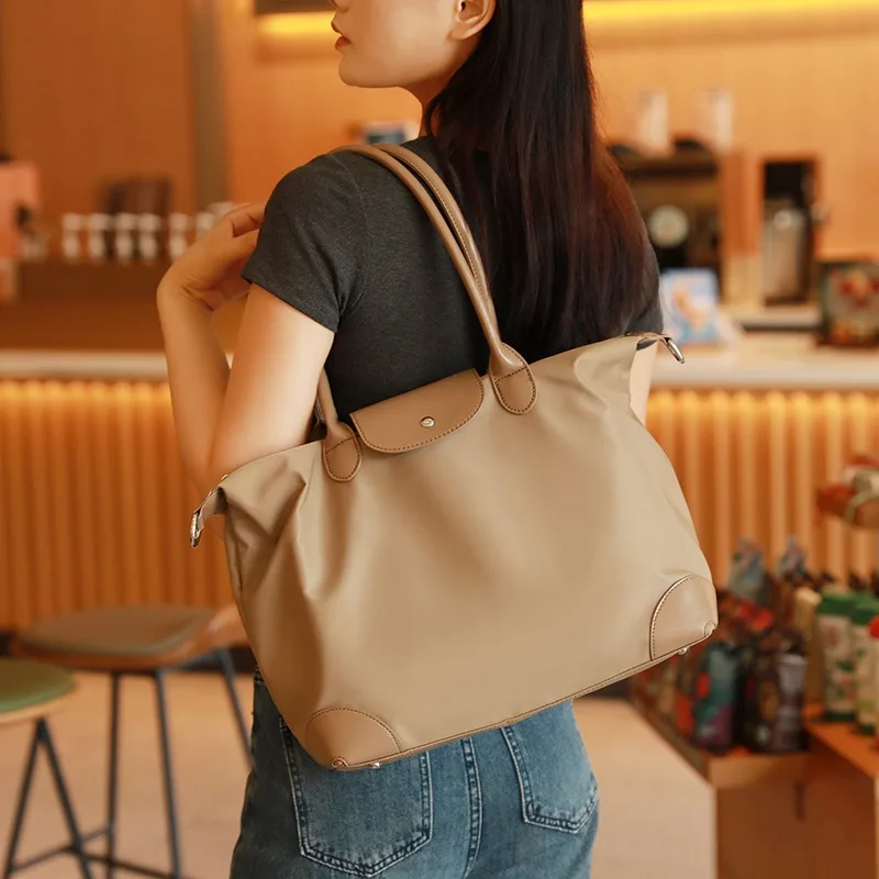 

Large Capacity Foldable Nylon Tote Bag Water-resistant Sandproof Women Beach Bag Handbag Travel Shopping Bag Top-Handle Purse