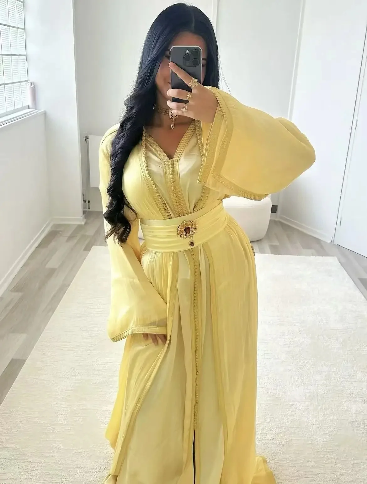 Gelber marokkanischer Kaftan, muslimische Abendkleider, A-Linie, lange Ärmel, Perlenbesatz, Dubai, arabische Abaya, islamisches Kleid, maßgeschneidert