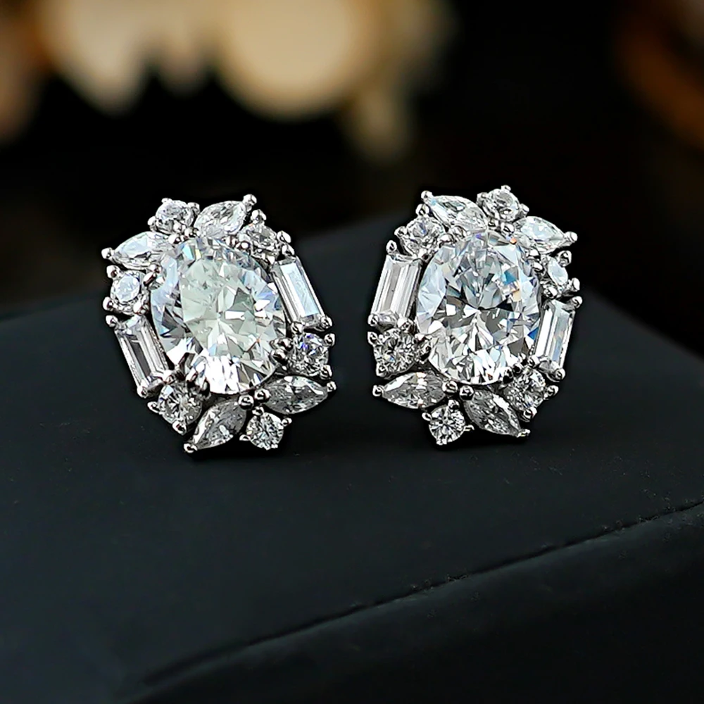 2 Carat Oval‑Cut Moissanite Stud Earrings for Women, Vintage‑Halo Design, GRA‑Certified 925 Sterling‑Silver Fine Jewelry, Ideal for Wedding & Party Occasions, Ideal Gift for Her