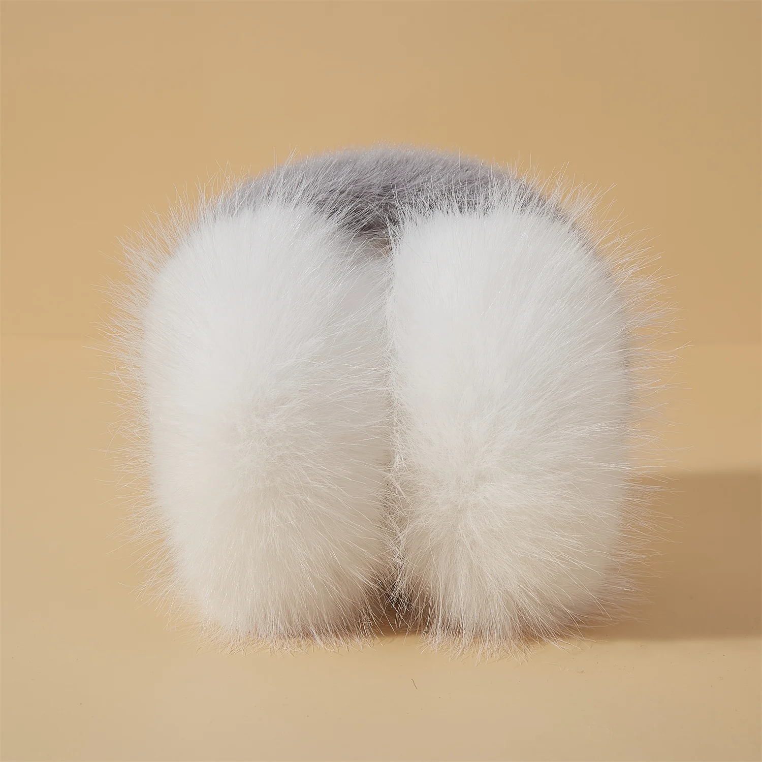 Fashion Contrasting Grey Earmuffs 2025 Innovative Cute Colorful Art Matching Imitation Fox Fur Earmuffs for Woman Girl Couple