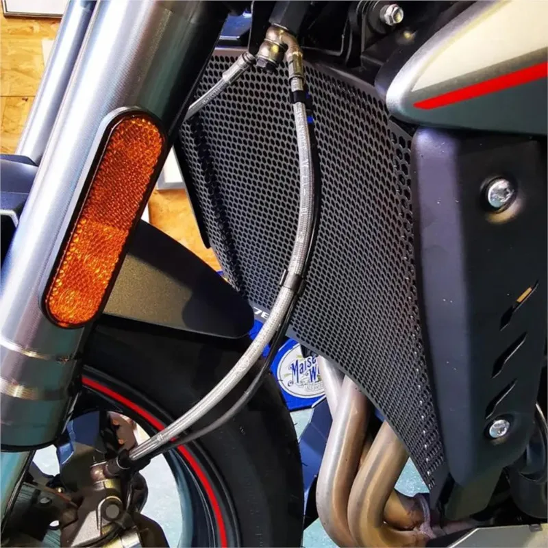 

FOR Street Triple 765 R / S 2017-2018-2019 Motorcycle CNC Accessories Radiator Guard Grill Cover Protector Water Tank Radiator