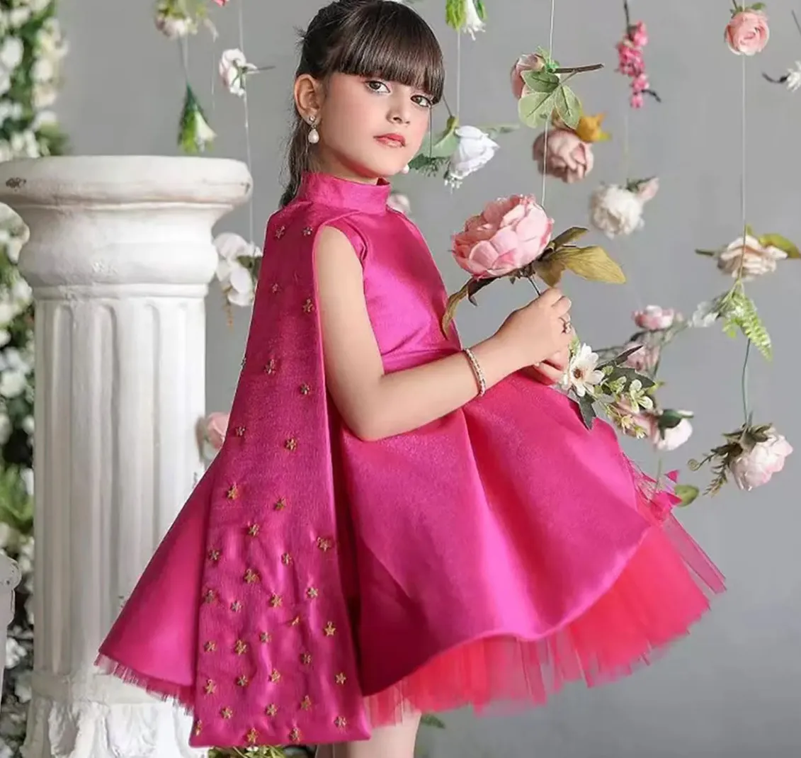 

Customized Flower Girl Dress Champagne Sleeveless Tiered Tulle Applique Fit Wedding Princess Dress Holy Communion Birthday Gowns