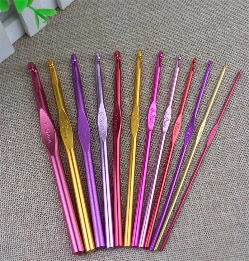 4pcs/8pcs New 2/2.5/3/3.5mm Aluminum Oxide Knitting Needles Crochet Hook Weave Crochet Needles Knitted Tools Accessories