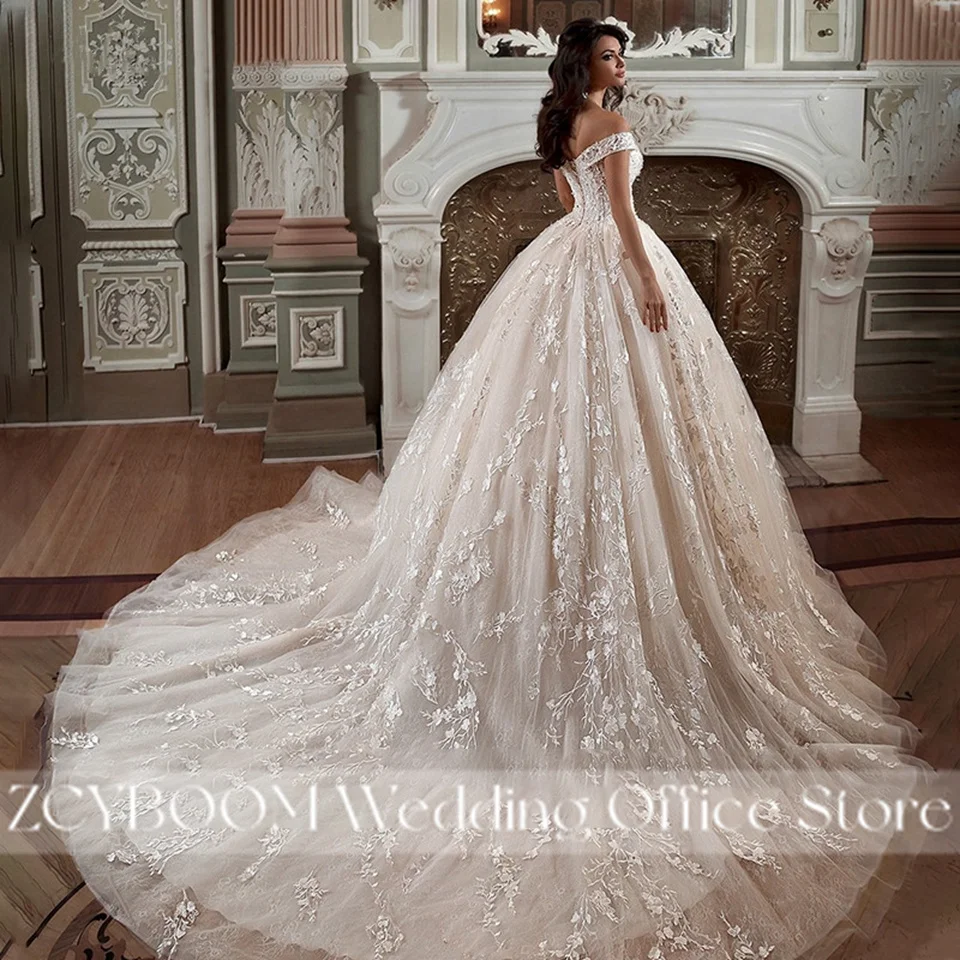 ชุดแต่งงานทรงบอลกาวน์แบบเปิดไหล่สีแชมเปญสุดหรู ปี 2022 คอวีประดับลูกไม้ผูกเชือกสไตล์เจ้าหญิง ชุดเจ้าสาว Vestidos De Novia