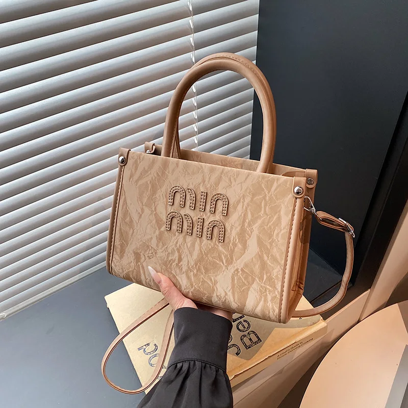 

Women's Luxury Saddle Bag - New Fall/Winter Trendy Versatile Sleek Minimalist Bag, Shoulder & Crossbody