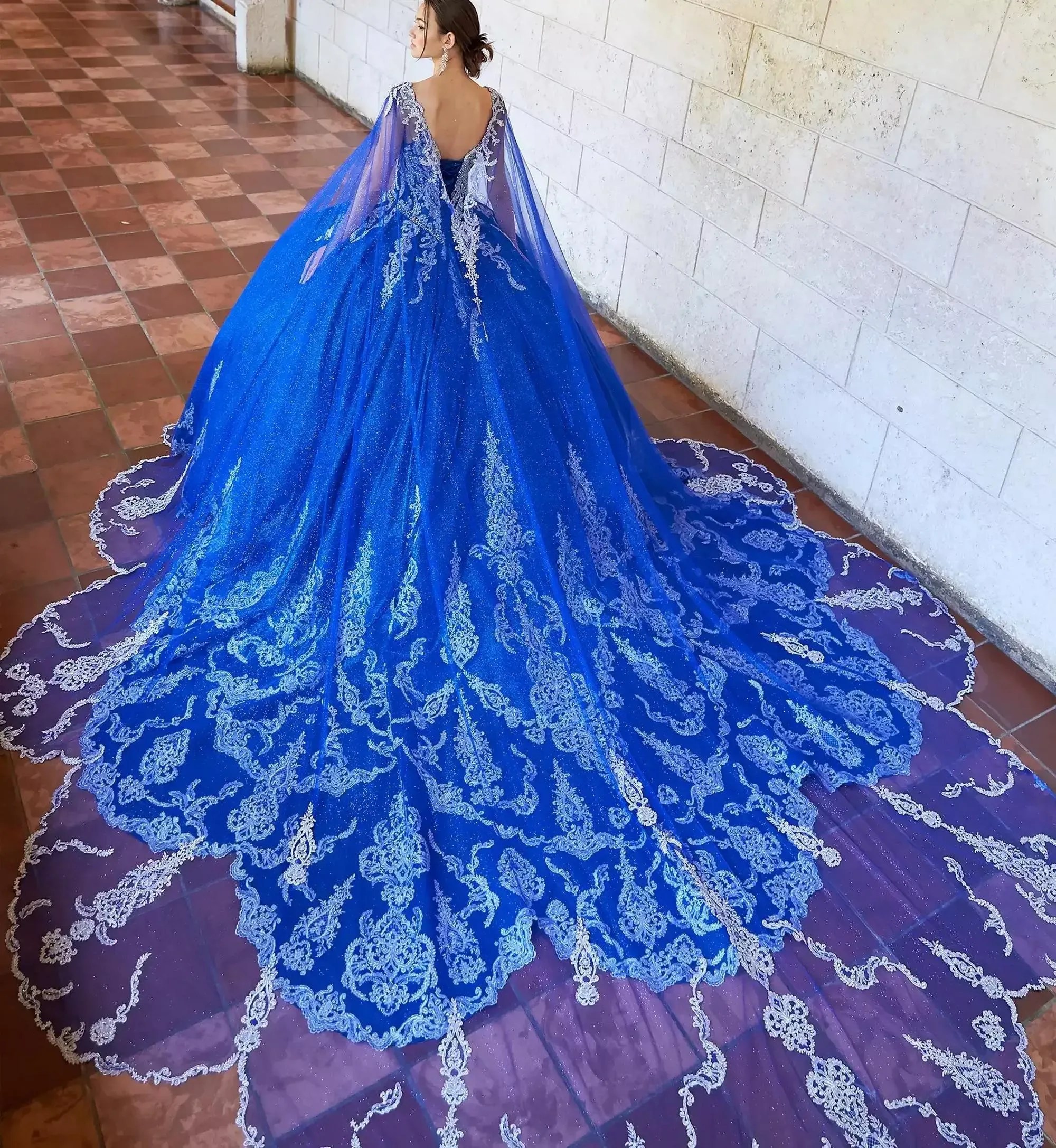 Vestidos de quinceañera azul real, vestido de baile con cuello en V, apliques de tul hinchado, dulce mexicano 16, Charro 15 años