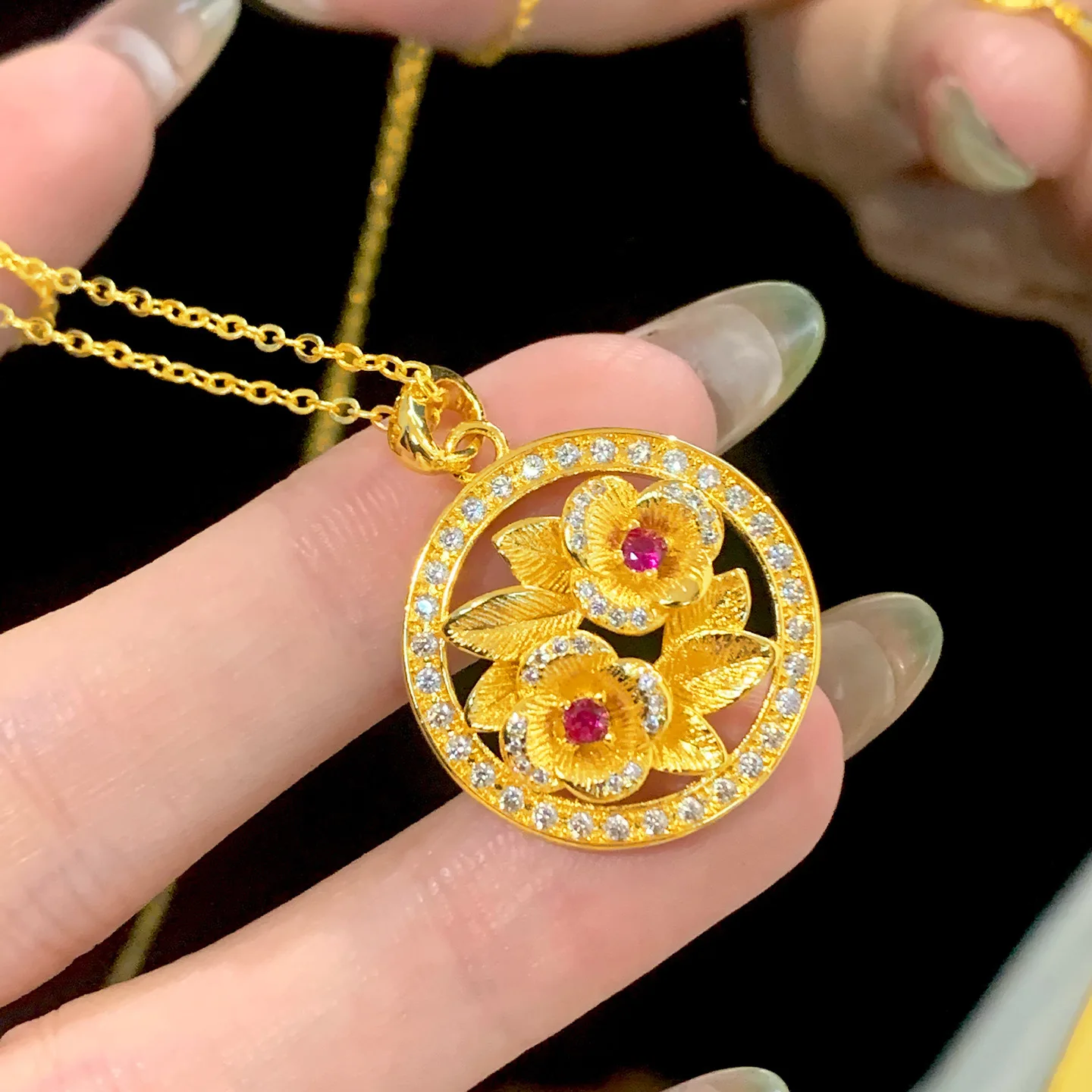 

Luxury 24K 9999 Pure Gold real gold Dot Drill Hollow Rose Pendant Women's Pendant Necklace