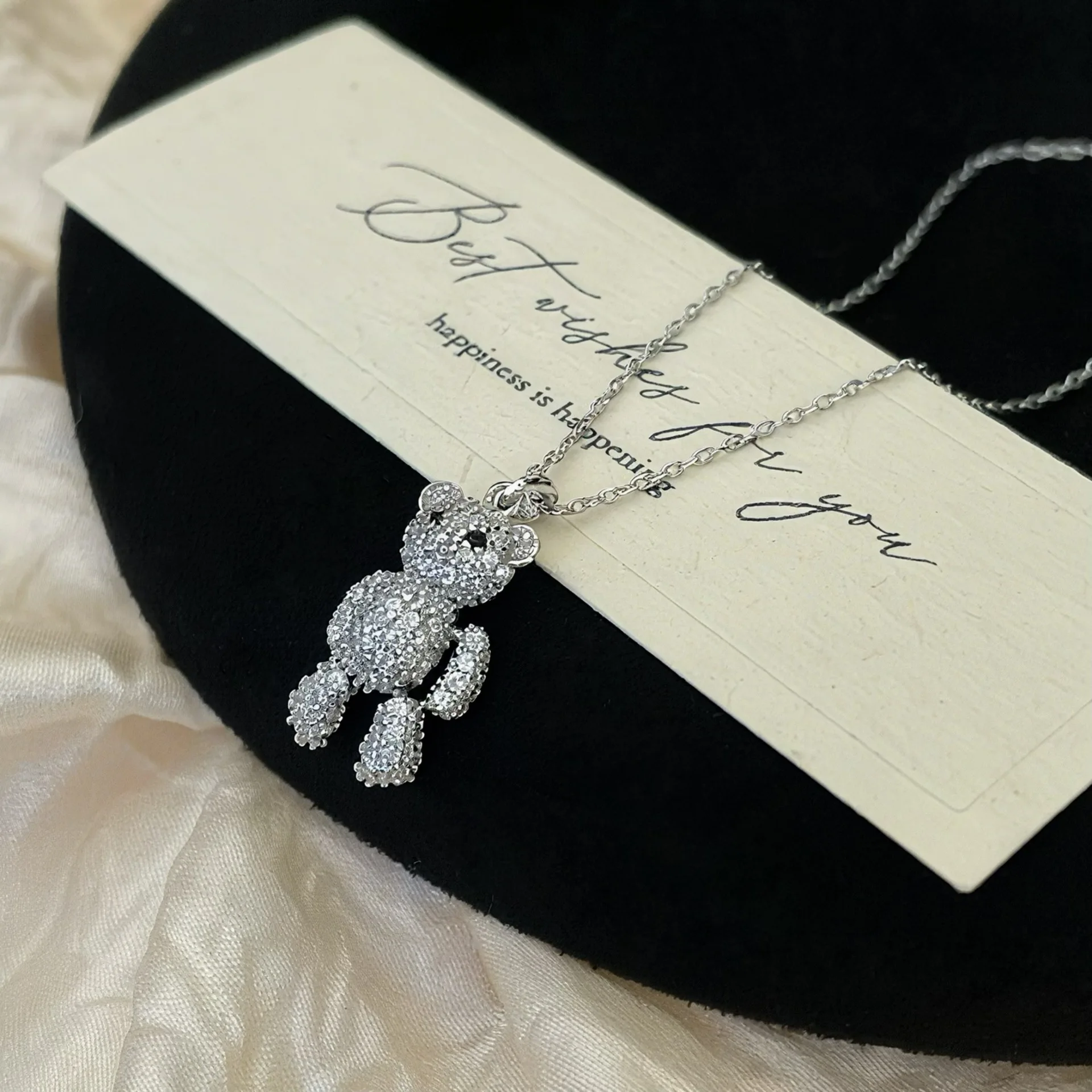 

Korean version cute S925 pure silver full diamond three-dimensional bear necklace for women's fashion collarbone chain