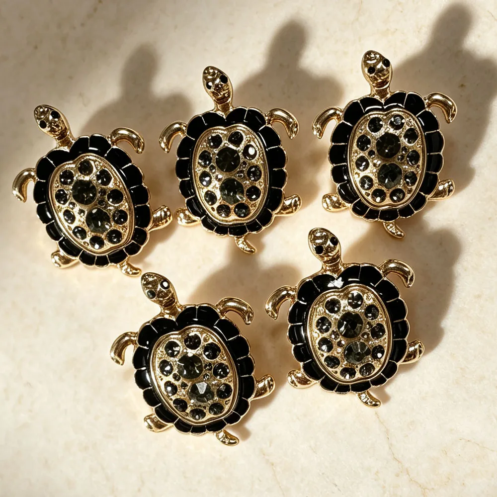 Gold Black Enamel Turtle Scarf Buckle Tortoise Silk Clip Women Shawl Pin Daily Formal Outfit Decor Jewelry Birthday Present