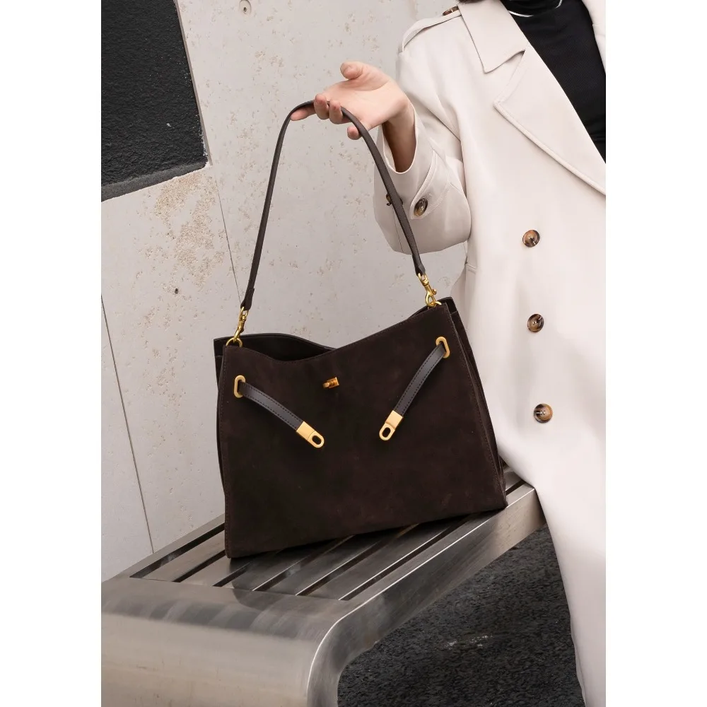 

Premium Textured Shoulder Handbag Autumn New Winter Women's Suede Tote Bag Fashion Commuter Simple Versatile Large Capacity