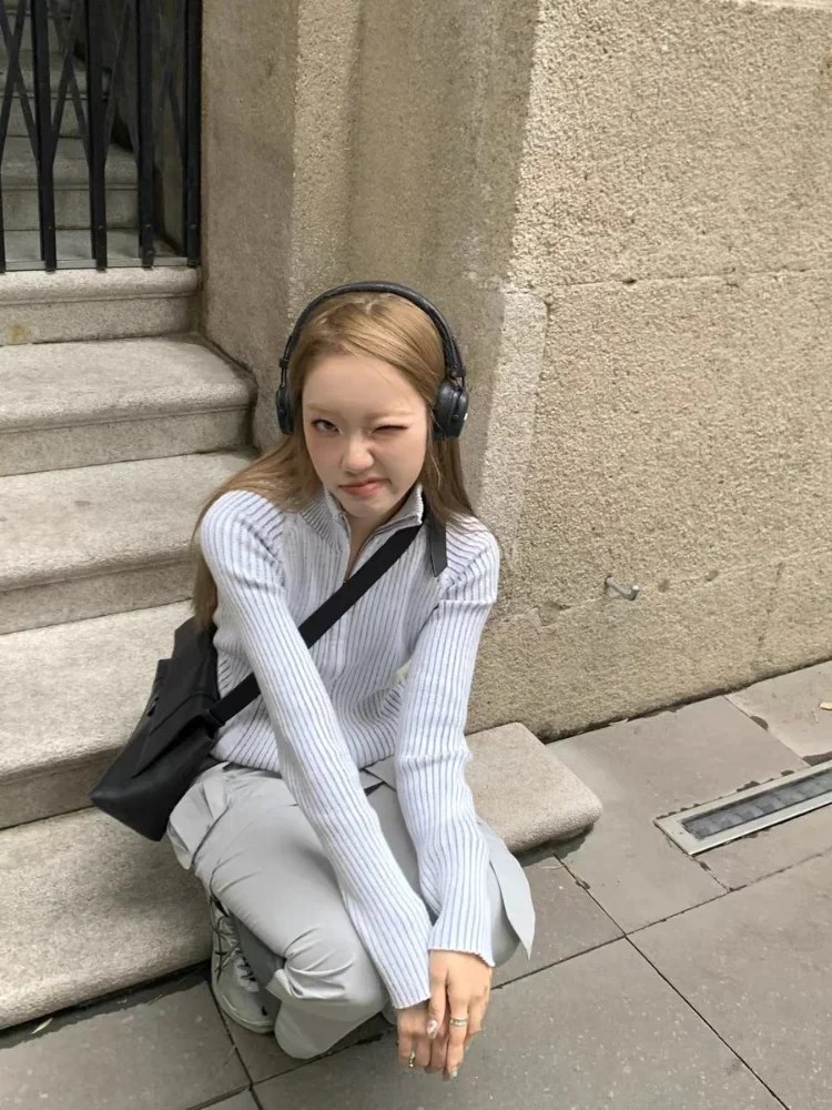Vintage Zip Up Cardigan Womens Coats Korean Knitted Streetwear Stand Collar Sweaters 2024 Slim All Match Striped Y2k Jackets