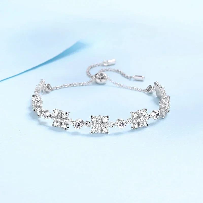 

Luxury Shiny Women's Platinum PT950 Bracelet 2.16CT Moissanite Diamond D Color Level Adjustable Rhombus Hand Made Fine Jewelry