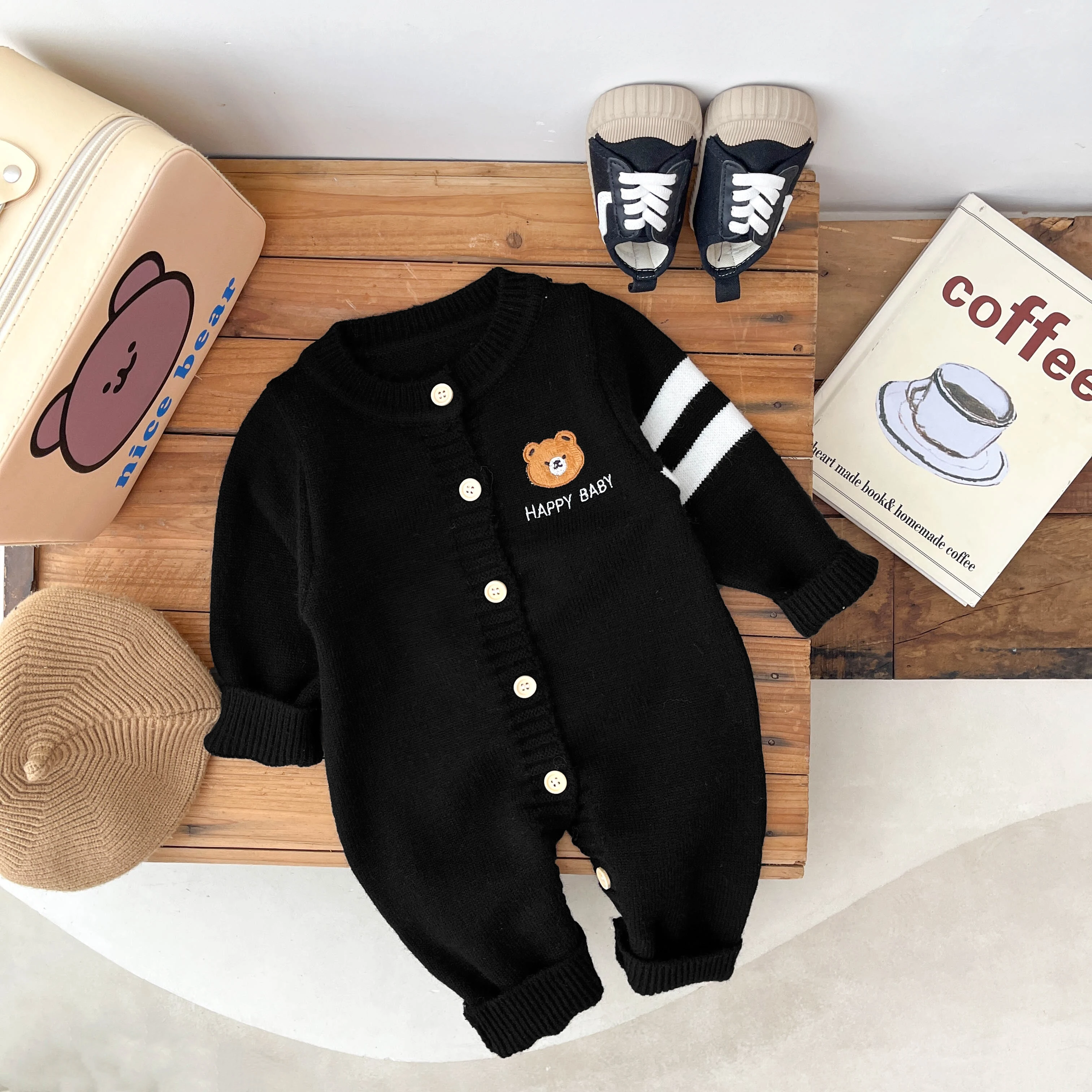 Newborn Baby Boys Spring And Autumn Knitted Baby Romper Playsuit Elastic Cartoon Bear Long-sleeved Korean Fashion Soft Casual