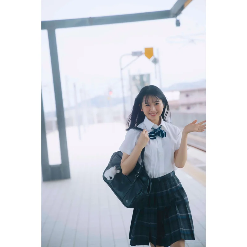 

Stay Where You Are Hinano Uemura Shufu To Seikatsusha 9784391159004 Book