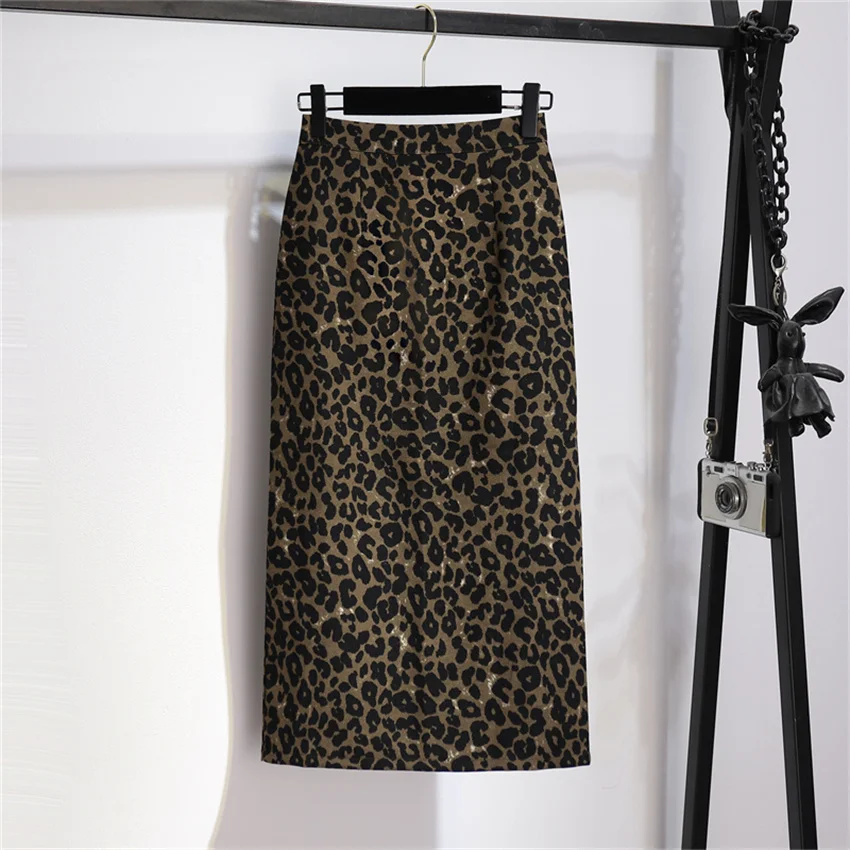 

Gowyimmes 2023 New Big Size Women Midi-Long Split Skirt Fashion Lady High Waist Leopard Skirts Bottomings Retro Femme PD1468