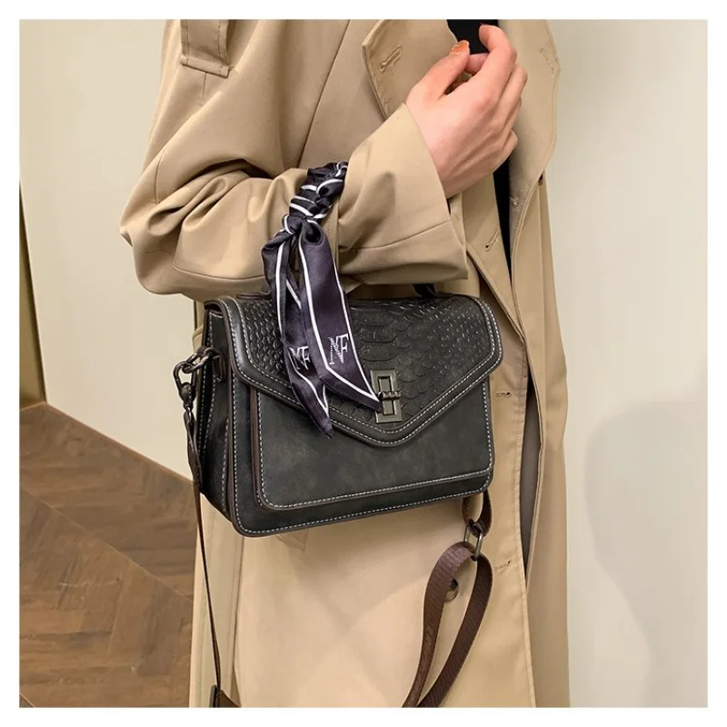 

Элегантная кожаная классическая дизайнерская парижская модная сумка большой вместимости для женщин, модная сумка через плечо