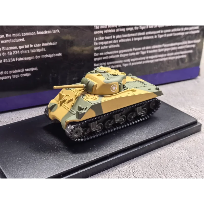 Diecast CORGI 1/87 Scale World War II Tank Battle Showdown Series Leopard T34 Sherman Alloy Tank Collectible Toy Gift Souvenir