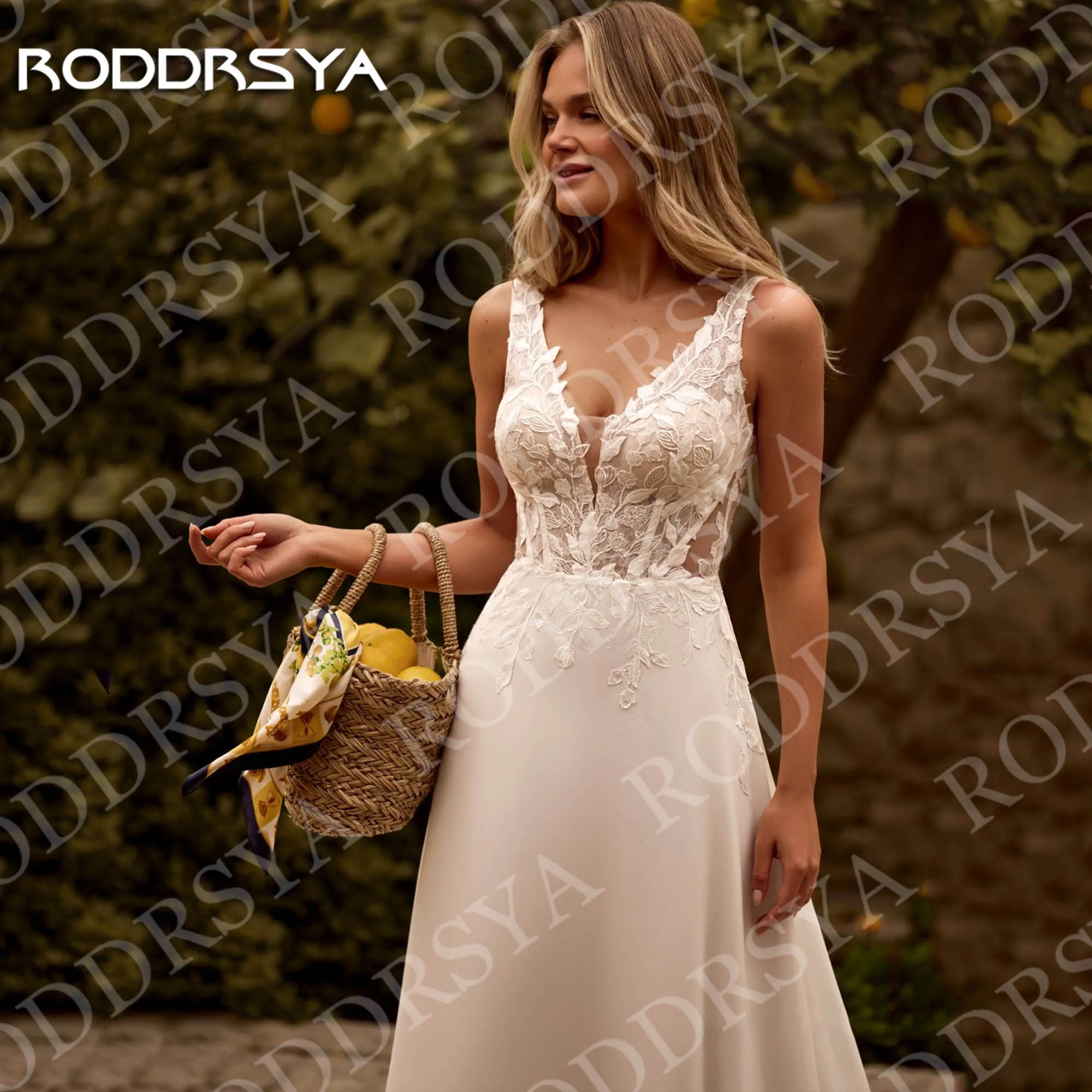 RODDRSYA elegante vestidos de novia con cuello en V para novia Apliques de encaje gasa vestido de novia bohemio Boho una línea sin mangas personalizado Elegantes vestidos de novia con cuello en V para la novia encaje a