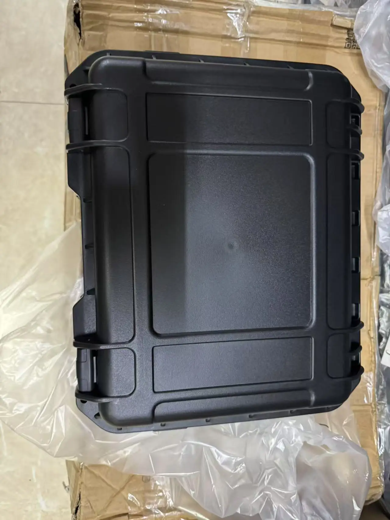 Etui-pour-equipement-de-securite-en-plastique-robuste--boite-de-transport-rigide-etanche-et-antichoc--363x290x160mm-avec-doublure-de-protection-en-mousse-pour