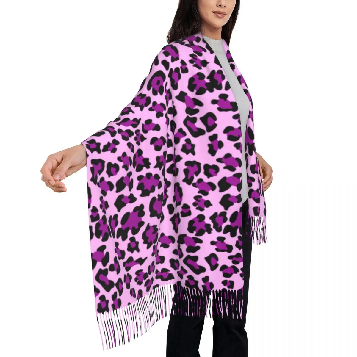 Bufandas grandes y bonitas con estampado de leopardo púrpura para mujer, chal grueso y cálido con borlas para invierno y otoño, bufanda sin costuras con animales