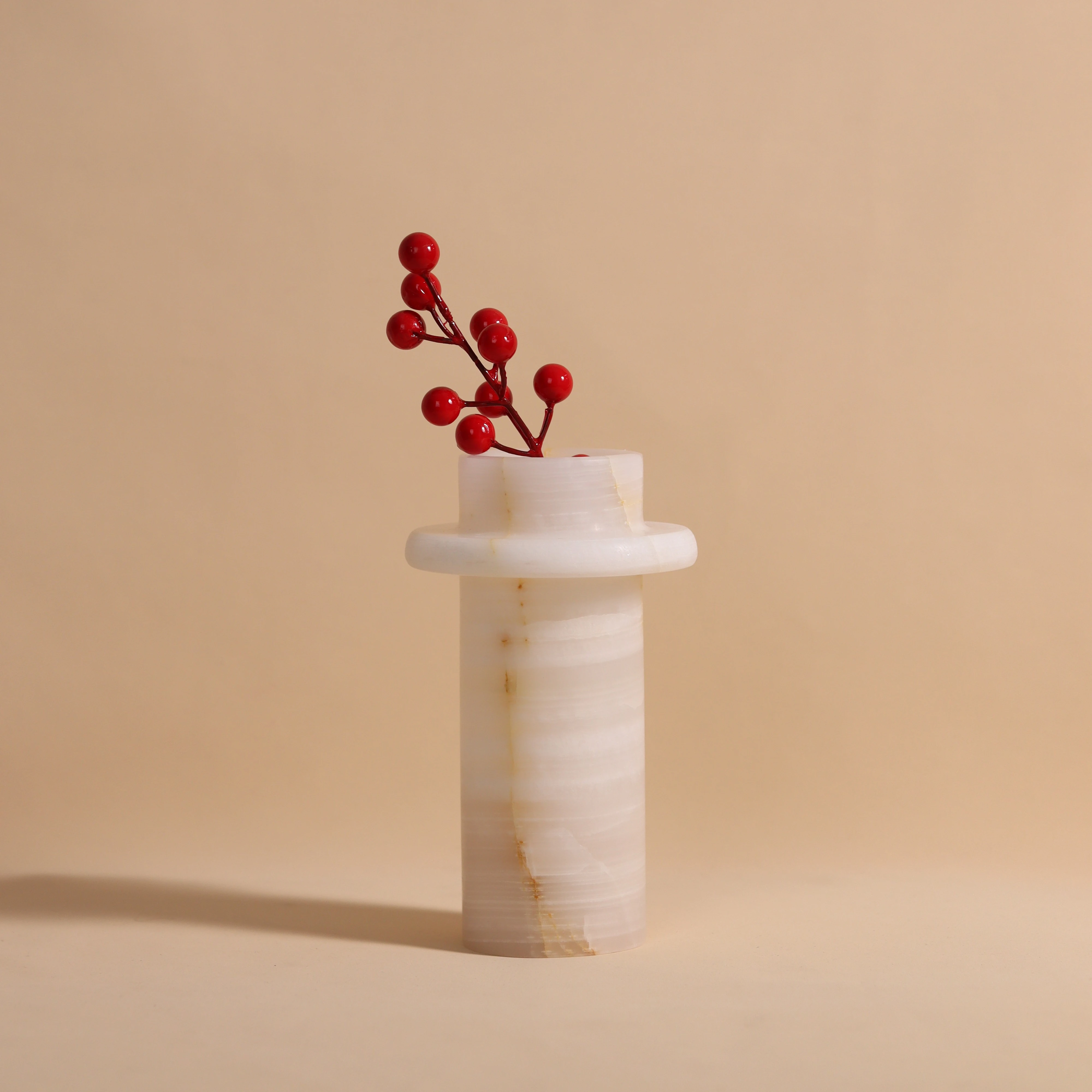 

Modern Simplicity White Onyx Stone Vase Luxury Crystal Marble Flower Vase for Decorative Living Room