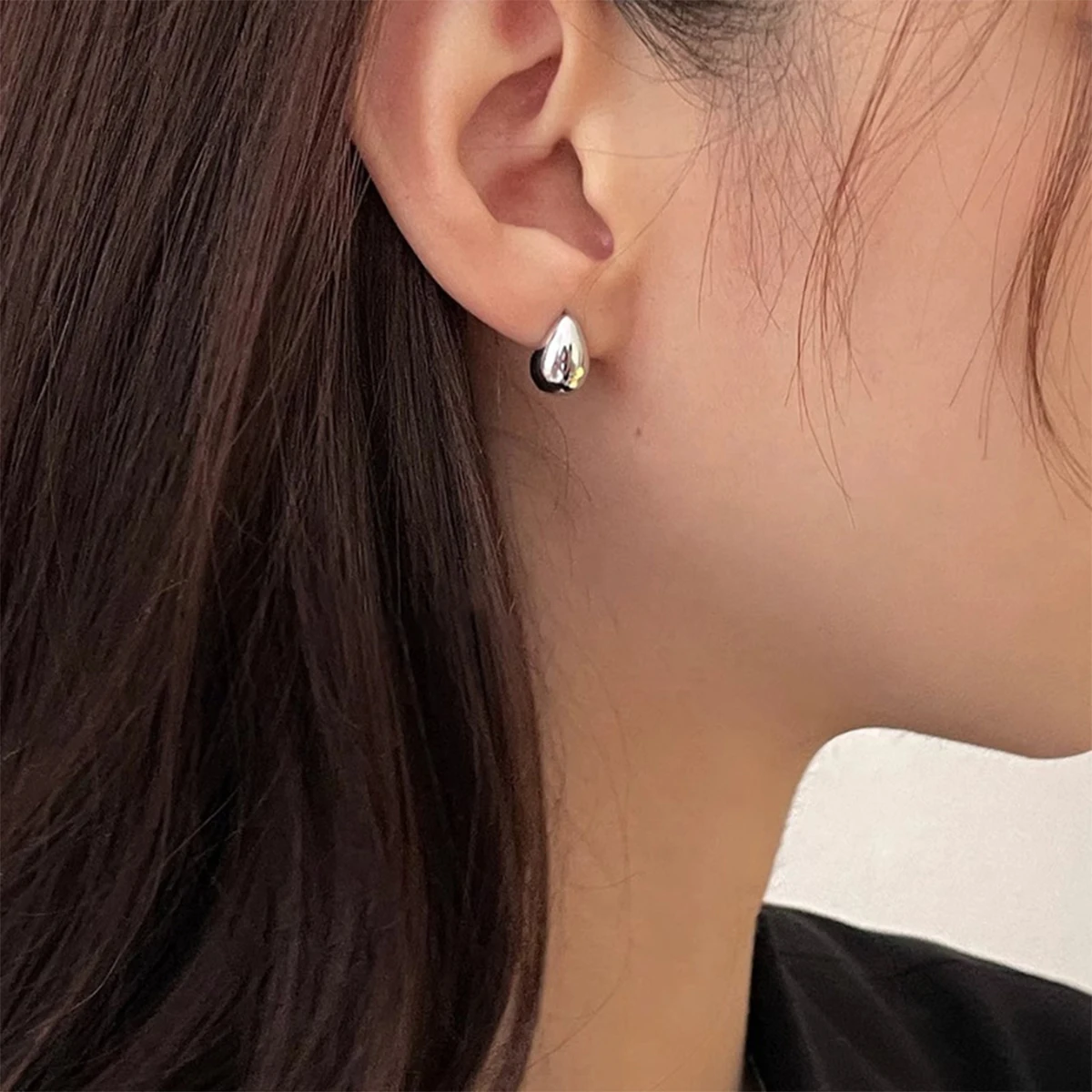 

Classic 925 Sterling Silver Water Drop Earrings Minimalism Ear Studs for Women Valentine's Day Birthday Party Fine Jewelry Gifts