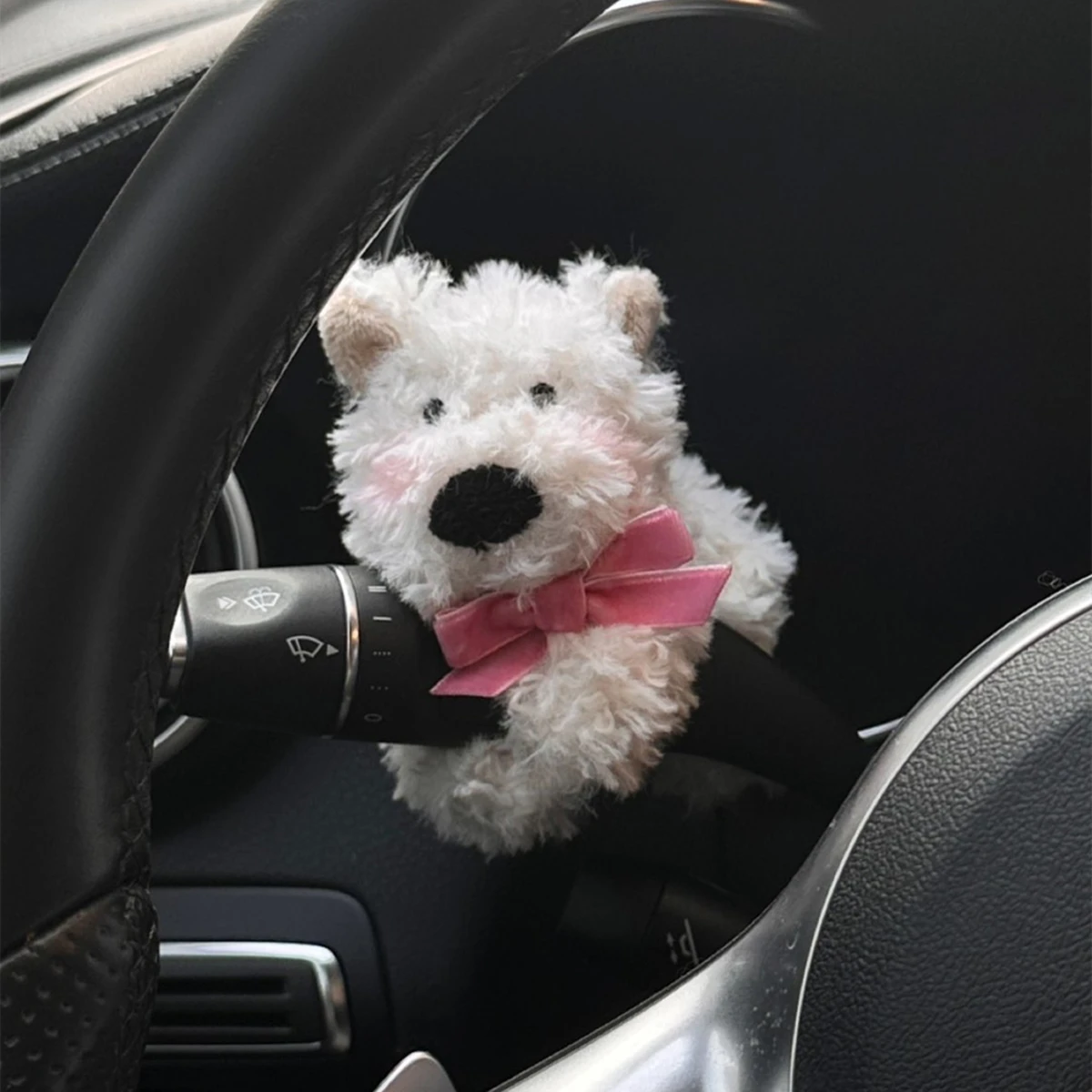 Plüsch puppe Welpen auto Interieur niedlichen Bogen Hund Lenksäule Blinker Wischer stange dekorative Accessoires für Tesla Benz – Detail 2
