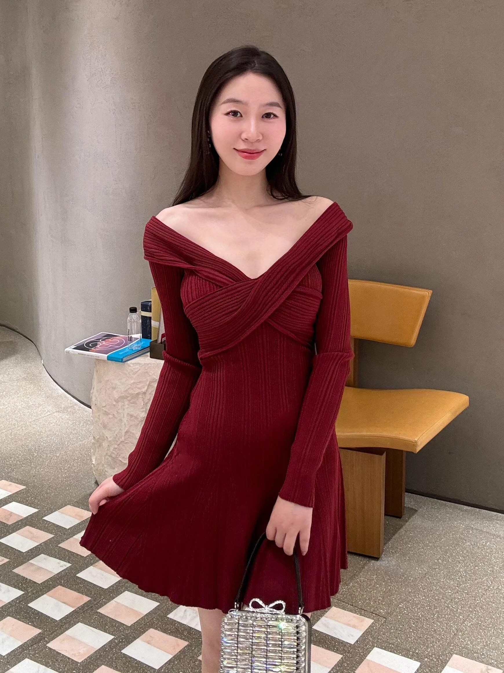 

Early Spring 2026 SelfSP Red Wine Color Knitted Short Dress Women's Casual Style mid Waist Long Sleeve Soft Comfortable Cotto...