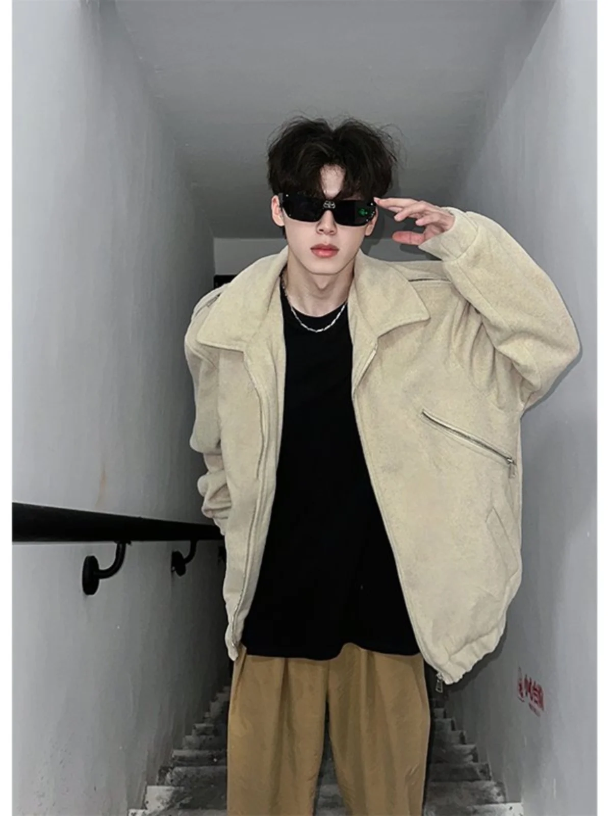 

Khaki Woolen Jaet Men's Trendy High-End Winter Thiened Tweed Coat ort Wide Collar MA Flight Jaet Loose Fit Youth Fas...