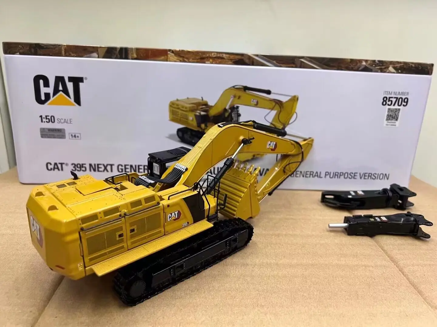 395 Next Generation Hydraulic Excavator 1/50 Scale Metal Model By DieCast Masters DM85709